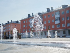   .  / Fountains in Leypunsky St.